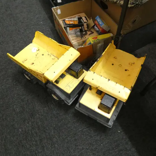 2 LG YELLOW TONKA TOY TRUCKS L 420MM - SOME PAINT WEAR