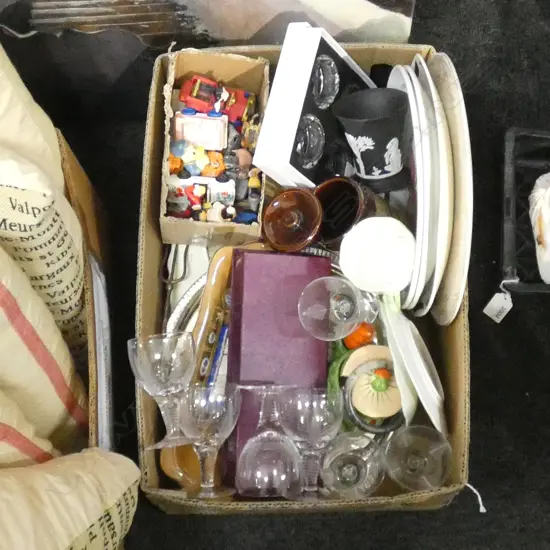 BOX LOT 6 STUART GLASSES, 2 PORTMEIRION PLATES, TOYS ETC