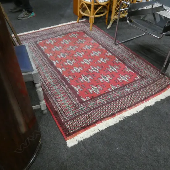 LG RED HAND KNOTTED RUG L 1850 W 1310 MM