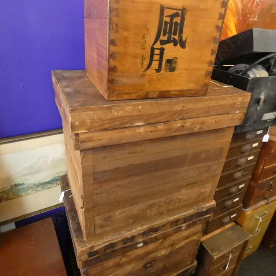 VINTAGE TEA STORAGE BOX W515 D337 H400mm