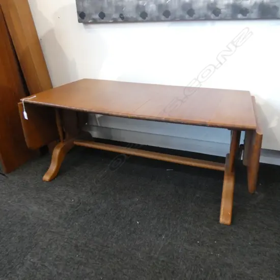 RETRO TABLE w. DROP SIDES