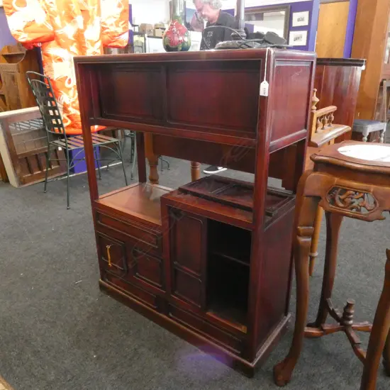 CHINESE HARDWOOD SMALL DISPLAY CABINET WITH KEY.  H1060 W820 D315