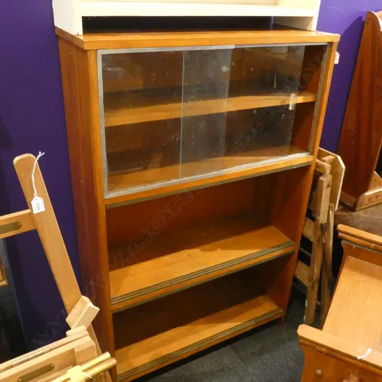 WOODEN CABINET w. 4 SHELVES 770x275x1190mm