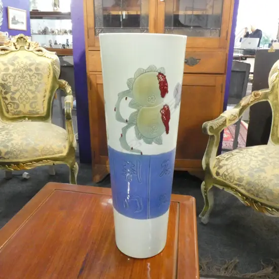 CHINESE PORCELAIN VASE w. FLOWERS, FRUITS & BLUE BAND H.510mm
