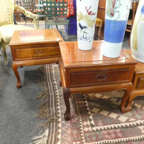 MATCHING PAIR OF ROSEWOOD BEDSIDE TABLES H522 W579