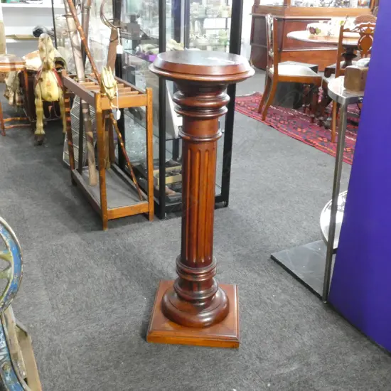 C1900 MAHOGANY TORCHERE STAND H.895mm. TURNED & FLUTED