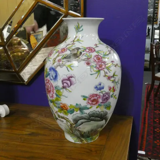CHINESE FAMILLE ROSE PORCELAIN VASE H.330mm