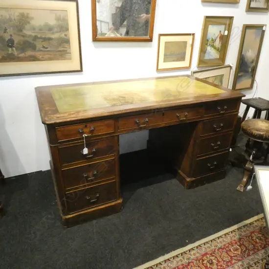 VICTORIAN MAHOGANY LEATHER TOPPED DOUBLE PEDESTAL DESK...