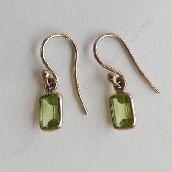 PAIR 9CT GOLD & PERIDOT EARRINGS