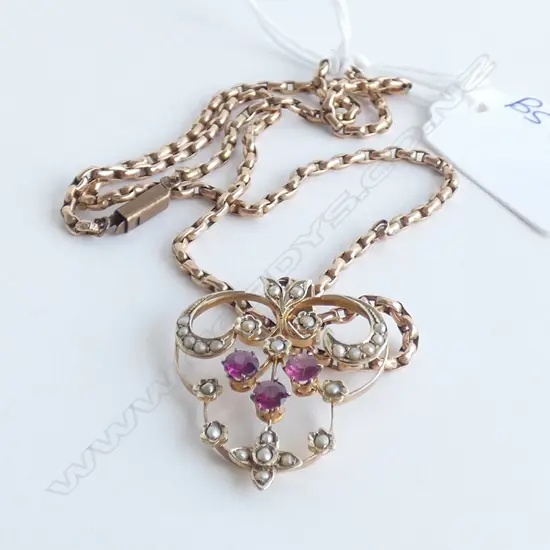 EDW. 9CT GOLD SEED PEARL & GARNET PENDANT w. 9CT ROSE GOLD CHAIN 48cm 8 GRAMS