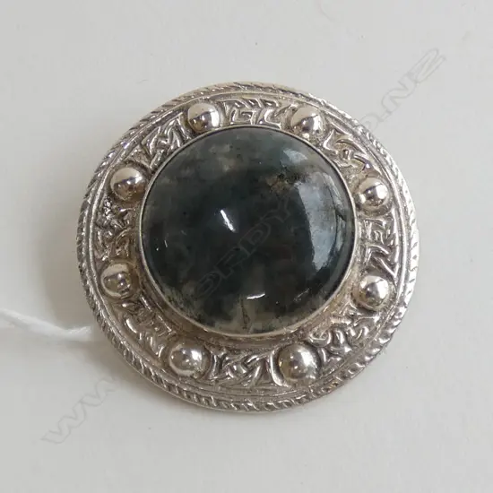OLD SILVER SCOTTISH BROOCH AGATE CABOCHON PANEL Dia.38mm