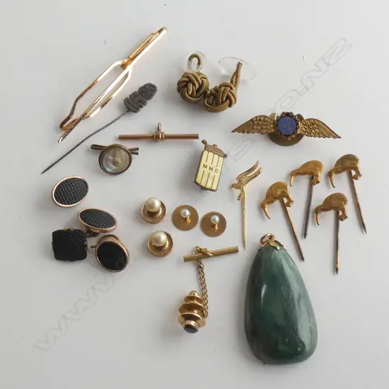 SM BAG ASST VINTAGE TIE PINS / BUTTONS / CUFFLINKS ETC..
