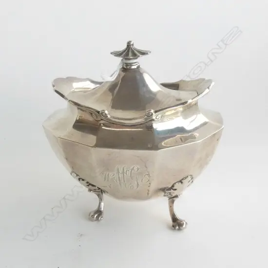 STERLING SILVER LIDDED SUGAR BOWL GLASGOW 1920 295 GRAMS LEG A/F