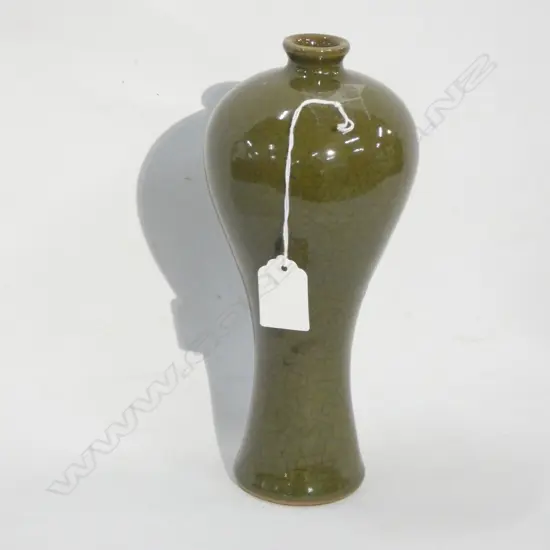 CHINESE TEA DUST GLAZE VASE