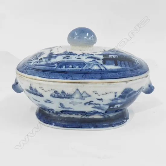 CHINESE B/W TUREEN