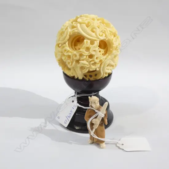 FAUX IVORY PUZZLE BALL ON STAND H.130mm + WOOD & IVORY ORIENTAL MAN H.60mm