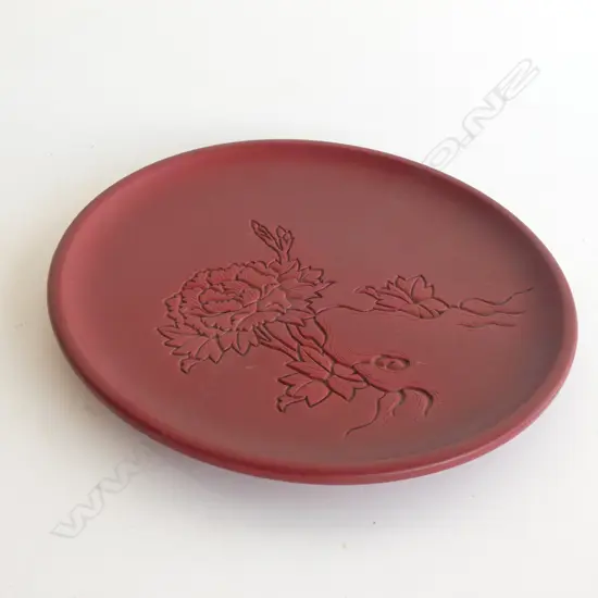 CHINESE QING STYLE RED LACQUER WARE PLATE DIA 235MM 