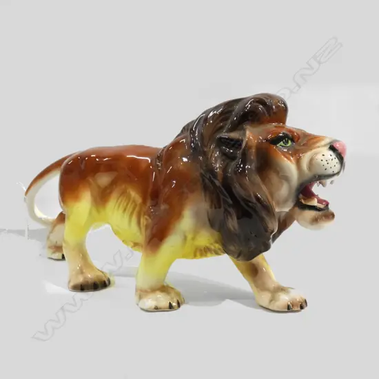LG CERAMIC LION STATUE L 440MM