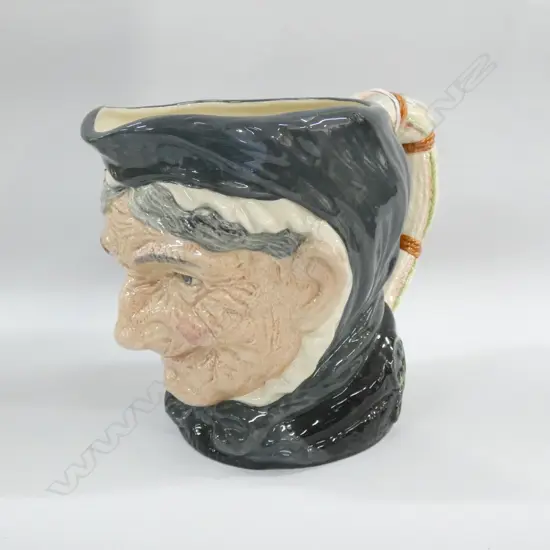 ROYAL DOULTON CHARACTER JUG 'GRANNY' D5521 H 155MM
