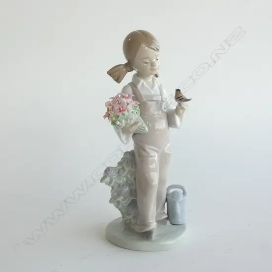 LLADRO FIGURINE 'SPRING GIRL' H. 195MM