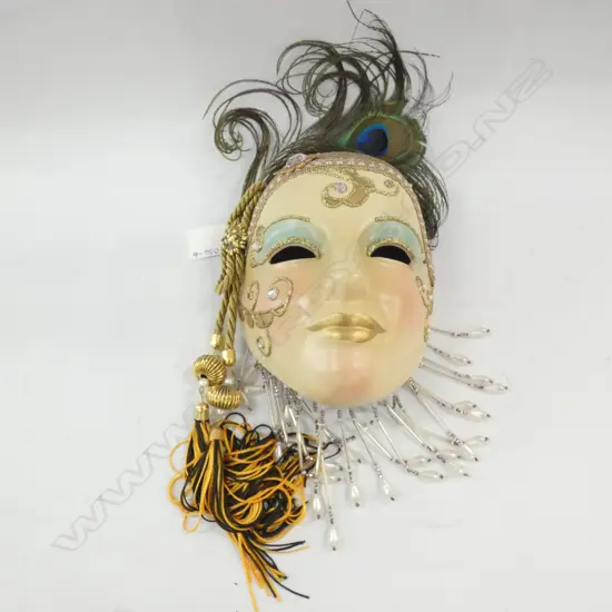 ITALIAN CERAMIC MASK 240MM