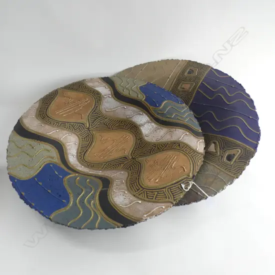 2 PAPER MACHE ART WALLWORKS D540MM