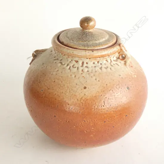 STUDIO POTTERY LIDDED JAR H.200mm
