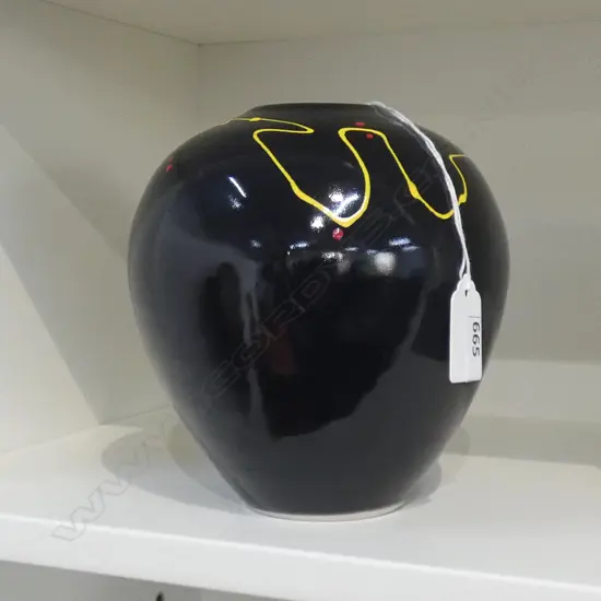 ATTR. PETER COLLIS STONEWARE VASE H. 160MM