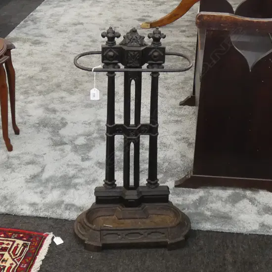 CAST IRON UMBRELLA STAND H.700mm