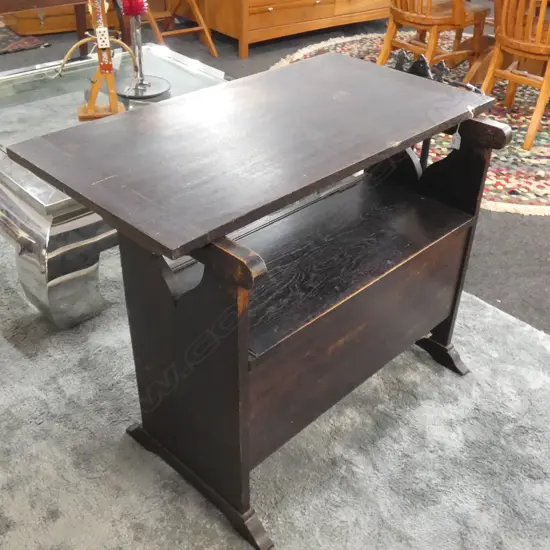 OAK MONKS BENCH L 920MM