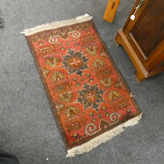 HAND KNOTTED ALL WOOL RUG 890x550mm