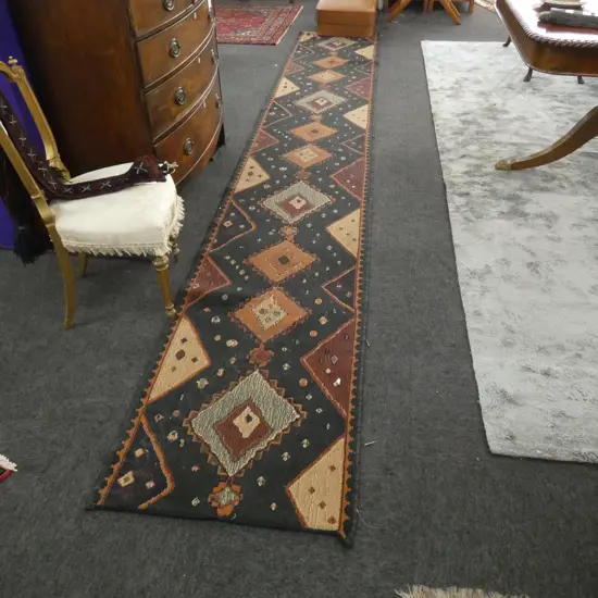 HALL RUNNER RUG 4400 X 700MM