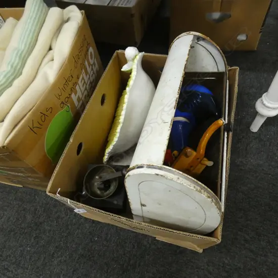 BOX MISC INC METAL ROLL TOP BREAD BIN / PUKEKO CANISTER ETC.