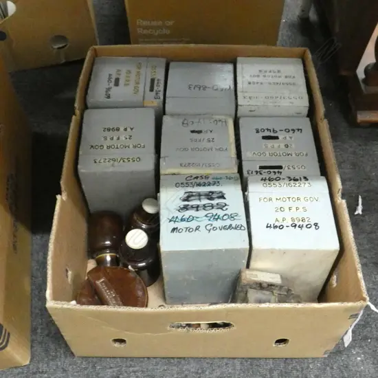 BOX LOT ELECTRICAL MOTORS & INSULATORS
