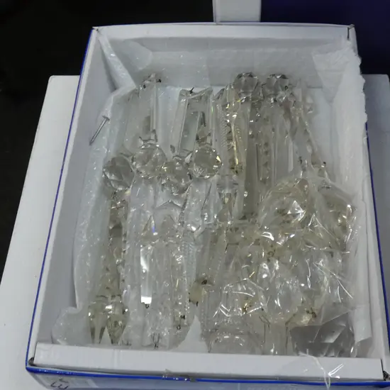 BOX CHANDELIER CRYSTAL LUSTRES / PRISMS & OTHER PARTS ETC..