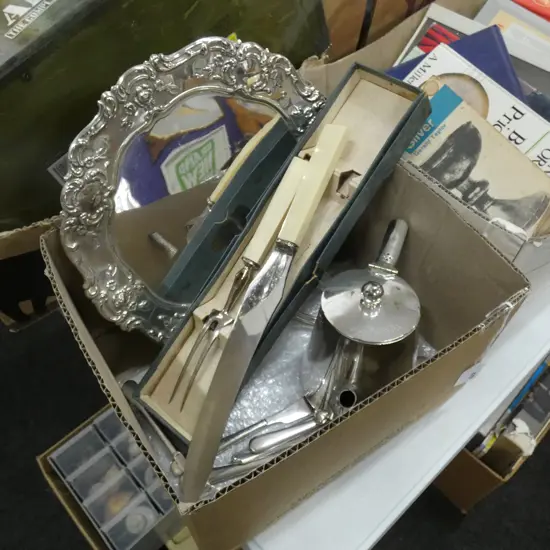 BOX ASST SILVER PLATE INCL TRAY + CARVING SET