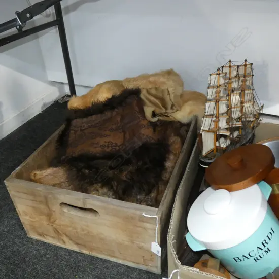 WOODEN BOX OLD FURS