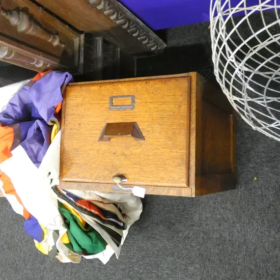 The maker J. F. LEIGHTON & SON