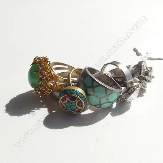 6 COSTUME RINGS; 2 STG