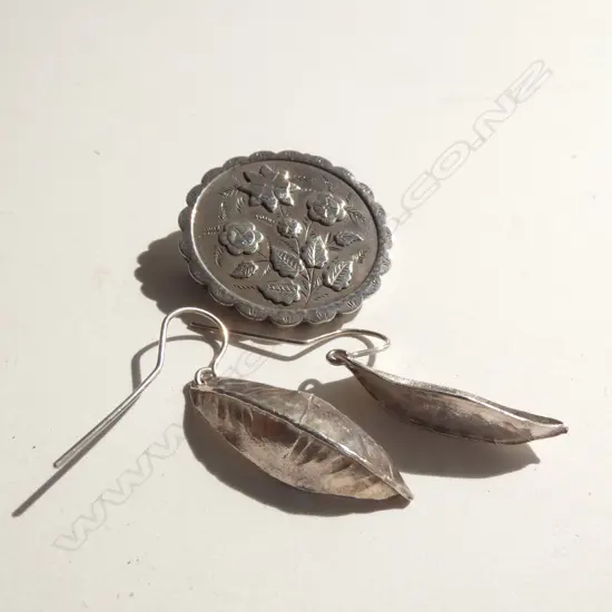 STG SILVER VICTORIAN MOURNING BROOCH + EARRINGS