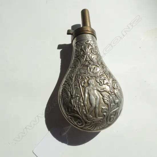 EMBOSSED NICKEL PLATED SHOT FLASK L.160mm