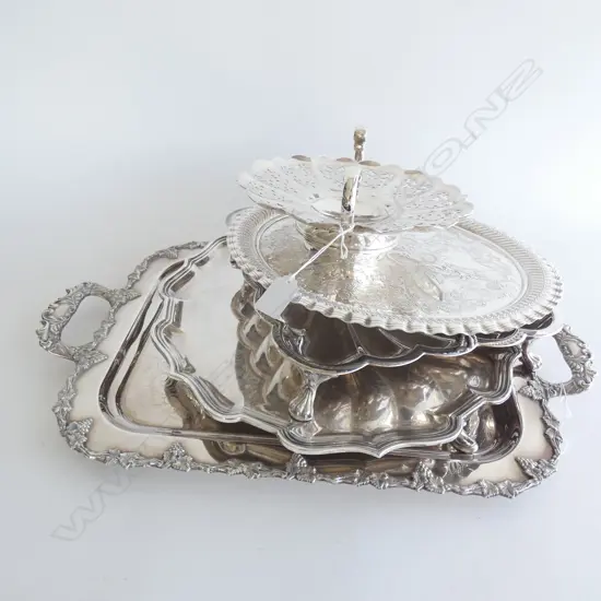 5 SILVER PLATE TRAYS LARGEST L.550mm