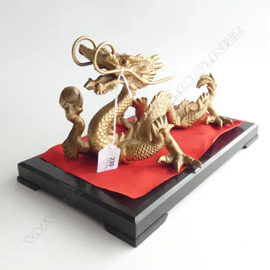 ORIENTAL GOLD METAL DRAGON ON STAND L.300mm