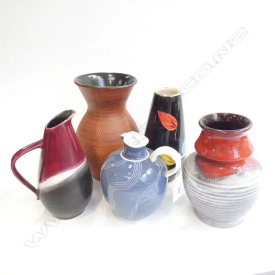 5 GERMAN CERAMIC JUGS & VASES H.200mm