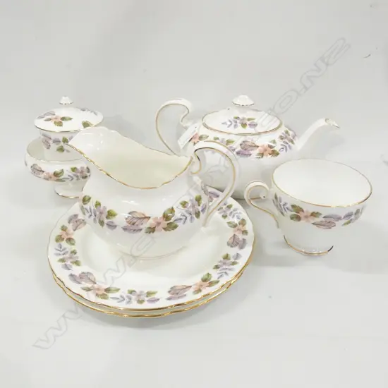AYNSLEY PT TEA SET INC. TEAPOT 
