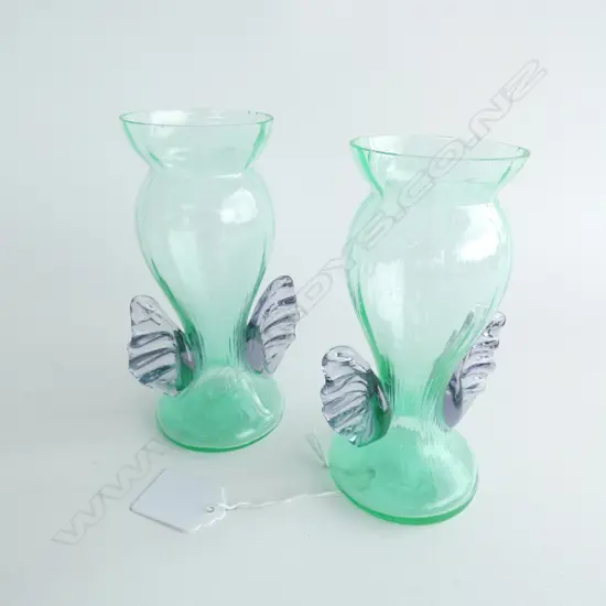 Pair of delicate Uranium glass vases (af)