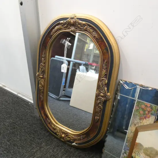 OVAL MIRROR L 580 MM