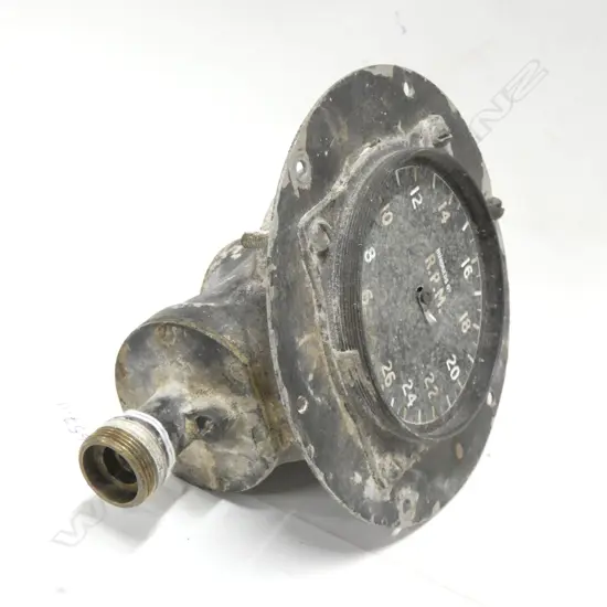 OLD REV COUNTER (DIA 140MM) & BRASS HOSE