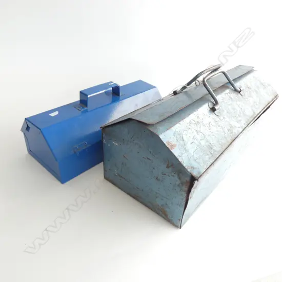 2 BLUE METAL TOOLBOXES L.485mm
