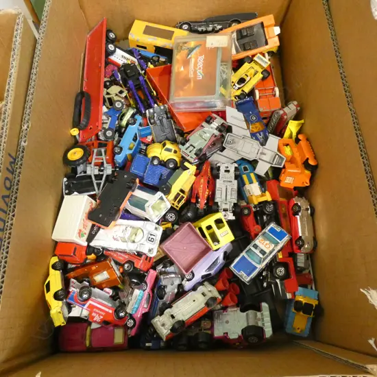 LG BOX DIE CAST CARS ETC